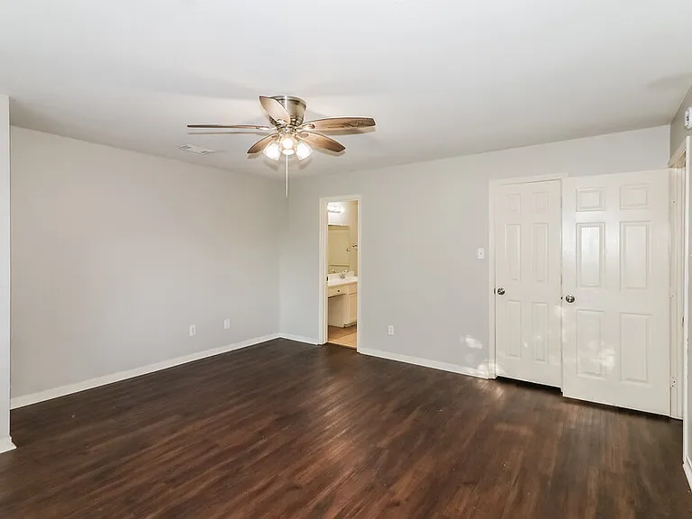 3315 Maymist Dr — Photo 10