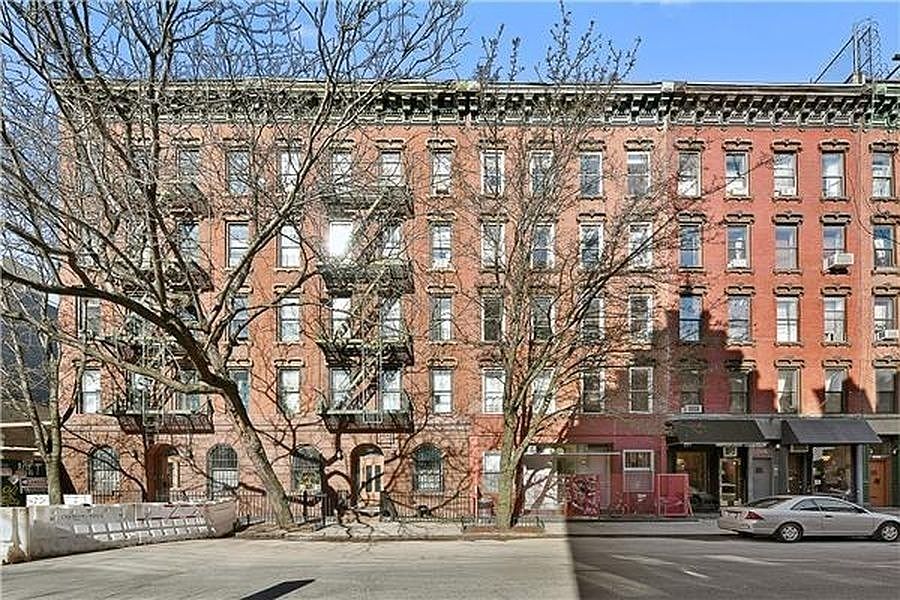1st image of 623 E 6th St APT 3