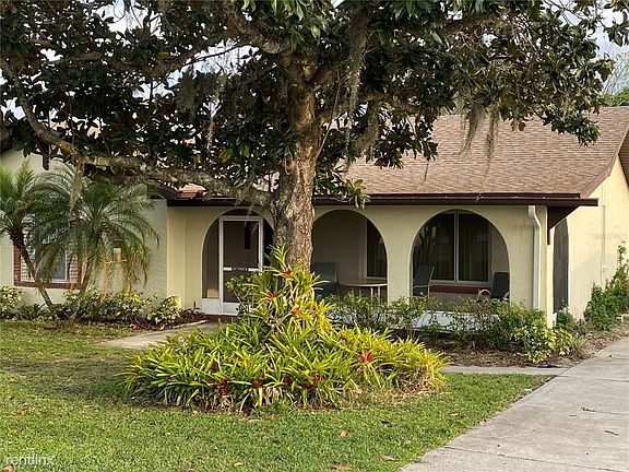 3rd image of 6621 Cypress Dr