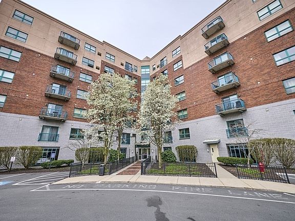 4th image of 175 Cottage St APT 710