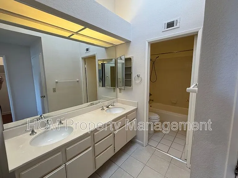 46 Almador — Photo 16