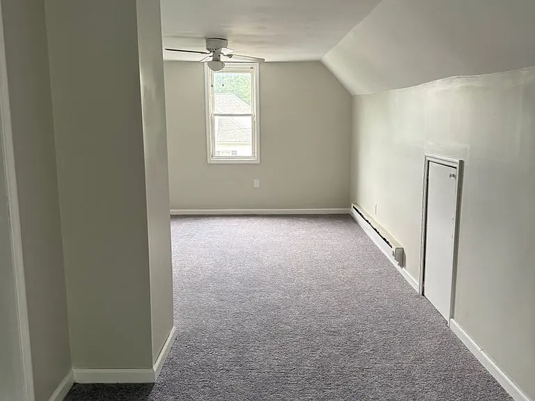 1201 Stafford Ave — Photo 10