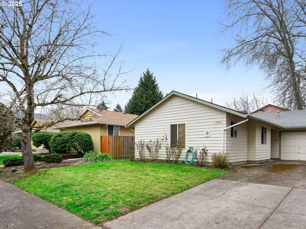 19911 SW Southview St, Beaverton, OR 97078