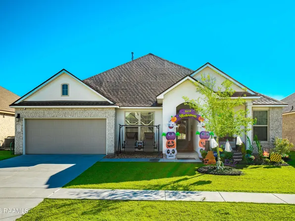 4673 W Ridge Rd, Lake Charles, LA 70607