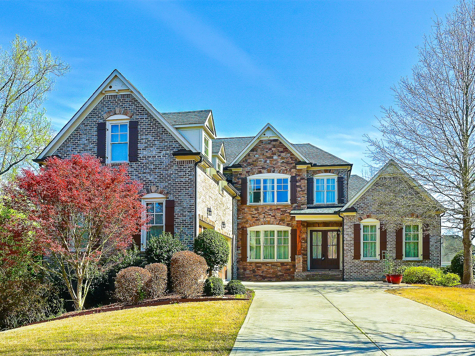 10300 Meadow Crest Ln — Photo 1