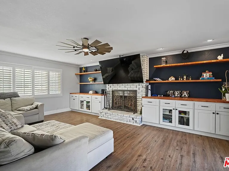 4631 W Avenue M8 — Photo 12
