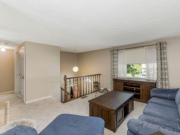3rd image of 4300 Cider Mill Dr
