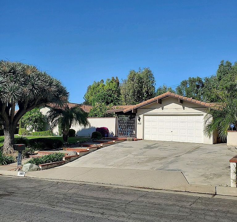 1st image of 1401 Hollydale Dr