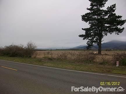 Lookinbg Southward
						:
						The Sisters are in the distance