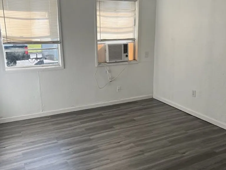 1610 N Anglin St — Photo 11