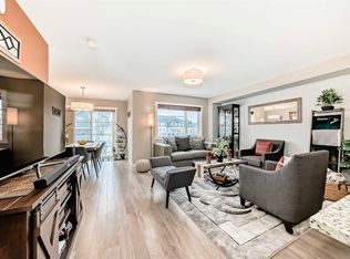 222 N Redstone Vw NE, Calgary, AB T3N 0M9