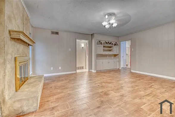 1619 Marquette Dr — Photo 10