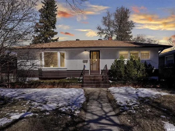 4220 Regina AVENUE, Regina, SK S4S 0J4
