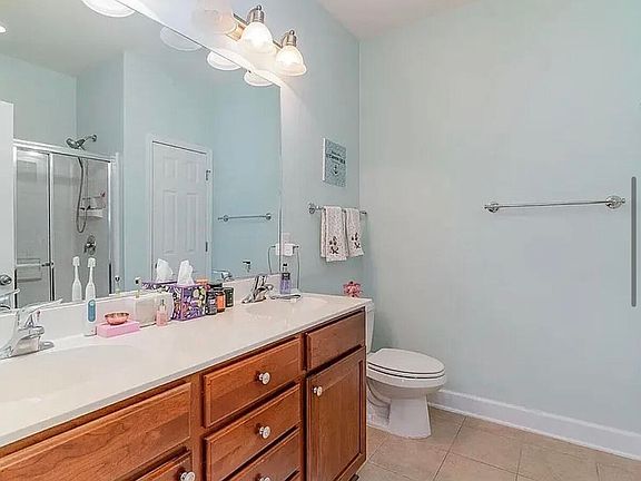 5th image of 450 Rock Bed Ct. #1706