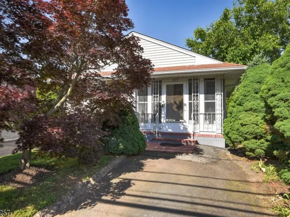 229 S 19Th Ave, Manville Boro, NJ 08835