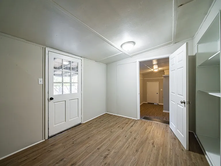 2333 Bruce Ave — Photo 21
