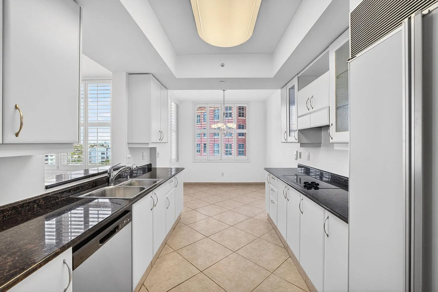 2 bed, 2.0 bath, 1601 sqft, $6,000 — Photo 4