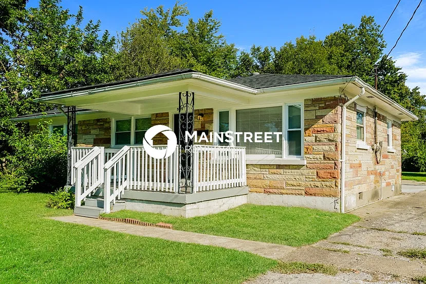 5011 Maryman Rd — Photo 4