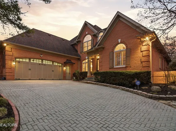 417 Heathermoor Dr, Knoxville, TN 37934