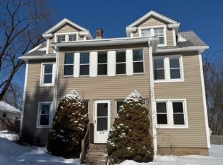 820 Burbank Ave #820, Suffield, CT 06078