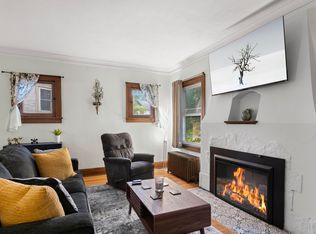 15 Arthur Ave SE APT 1, Minneapolis, MN 55414