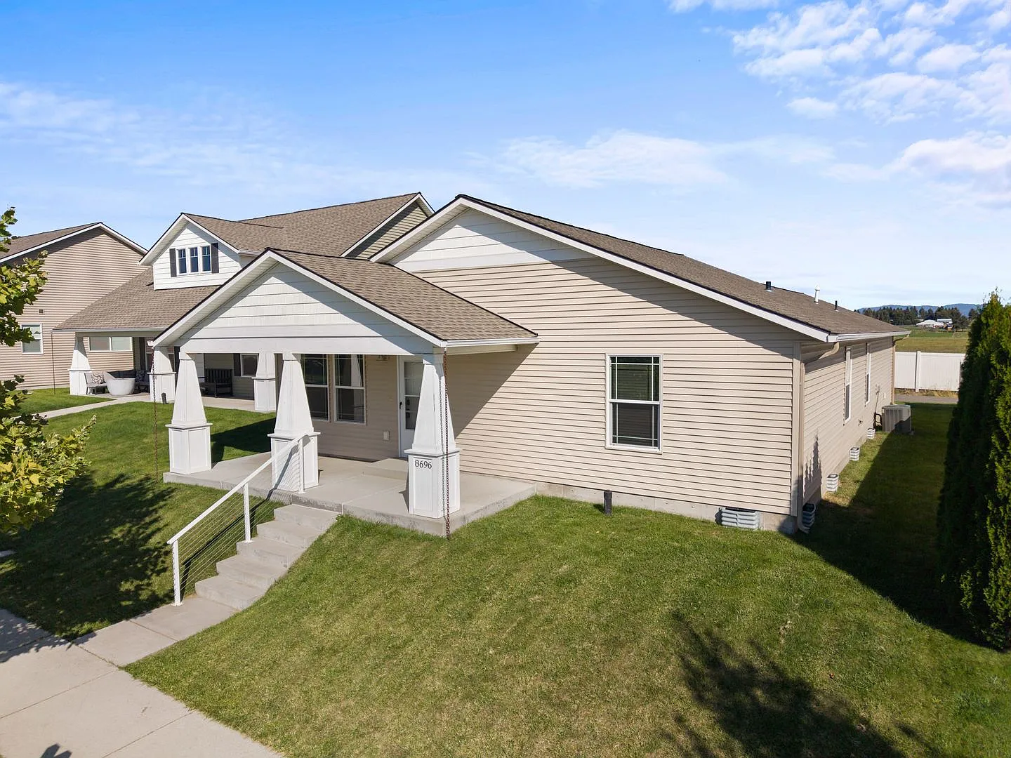3 Bedroom 2 Bath Single Level Post Falls home across from Crown Point Park — Photo 1