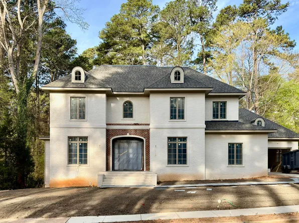 4801 Rampart St, Raleigh, NC 27609