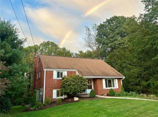 127 Surrey Dr, Delmont, PA