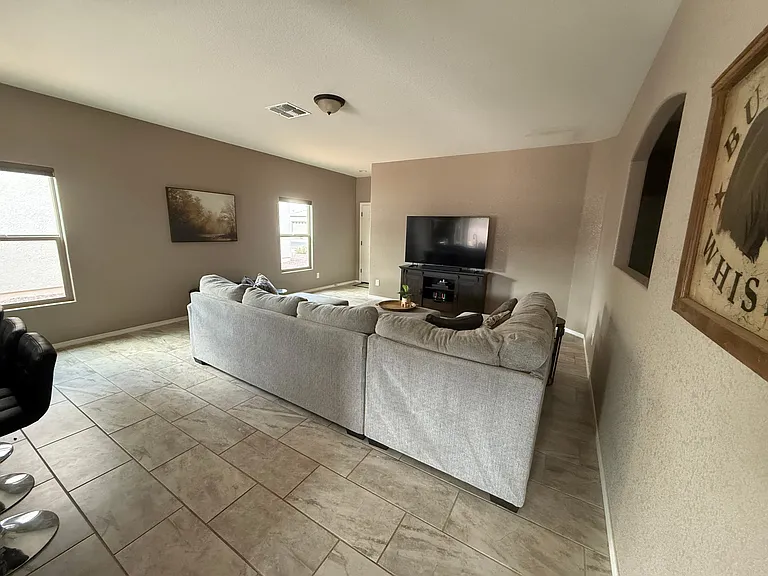 3813 Big Bend St — Photo 4