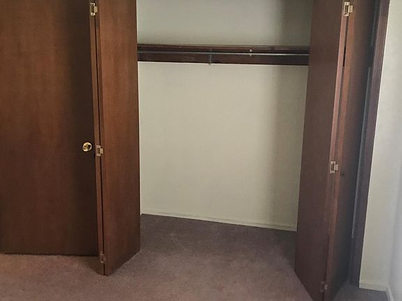 4th image of 834 Hardy Springs Cir #822B