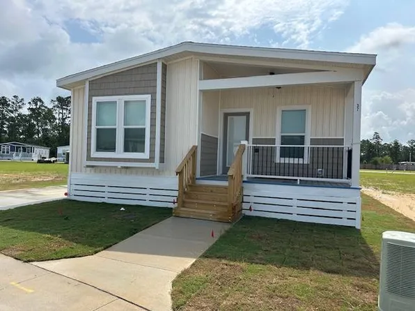 37 Sheepshead Ln #48, Freeport, FL 32439