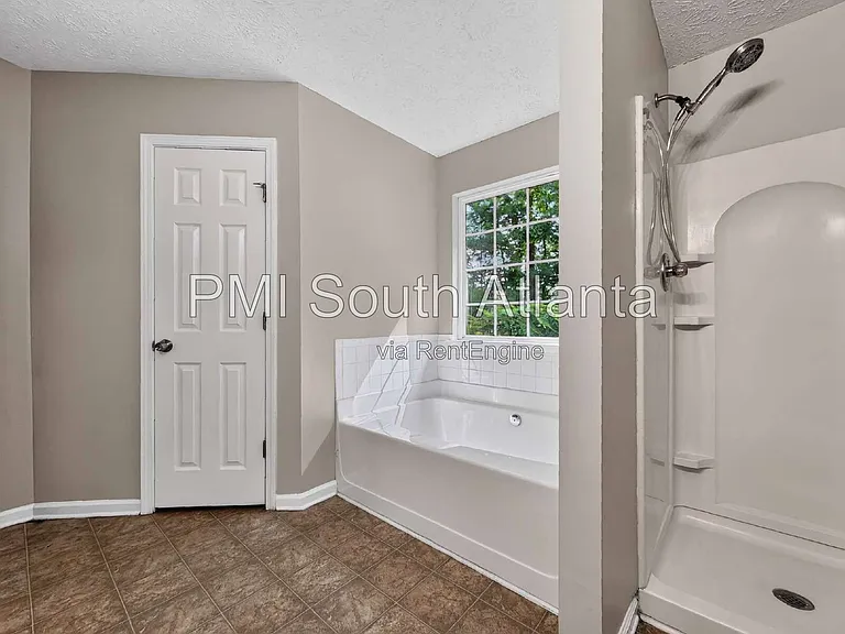 5722 Shoals Place Trl — Photo 41
