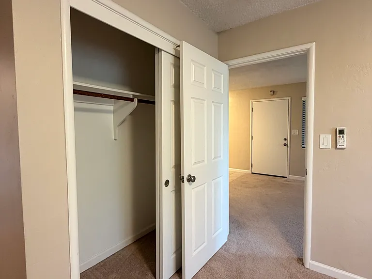 4275 McKellar Ln #7 — Photo 7