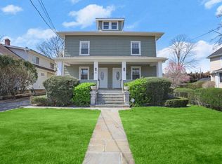 19 Cross Ln #A, Cos Cob, CT 06807