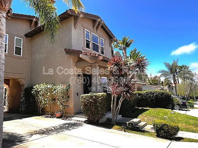 1139 Calistoga Way — Photo 3