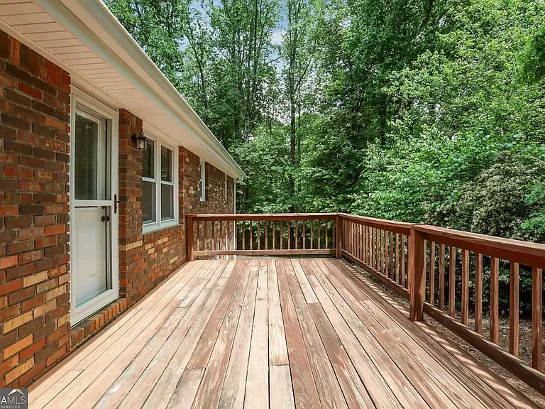 4845 Oak Grove Dr — Photo 19