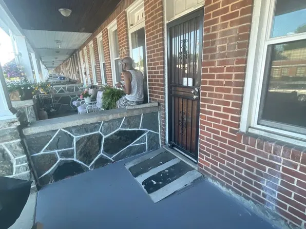251 S Hilton St, Baltimore, MD 21229