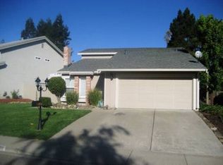 1051 Village Oaks Dr, Martinez, CA 94553