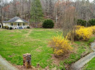 4004 Sugar Creek Rd, Blue Ridge, GA 30513