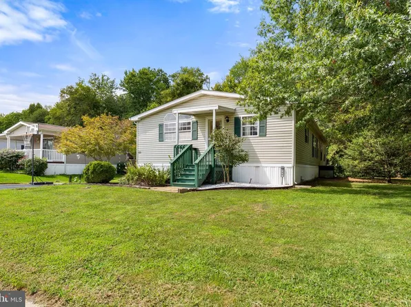 106 W Tulip Ln #322, Newark, DE 19713