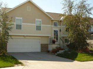 19503 U St, Omaha, NE 68135