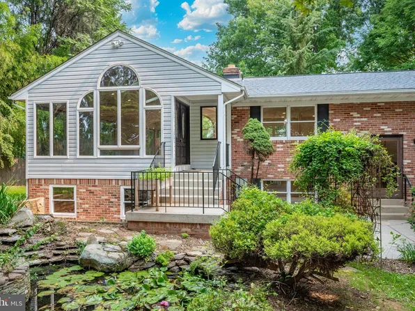 13715 Lewisdale Rd, Clarksburg, MD 20871