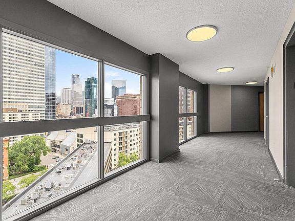 4th image of 1225 Lasalle Ave APT 1502
