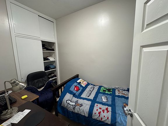 5th image of 14 Chelsea St APT 1