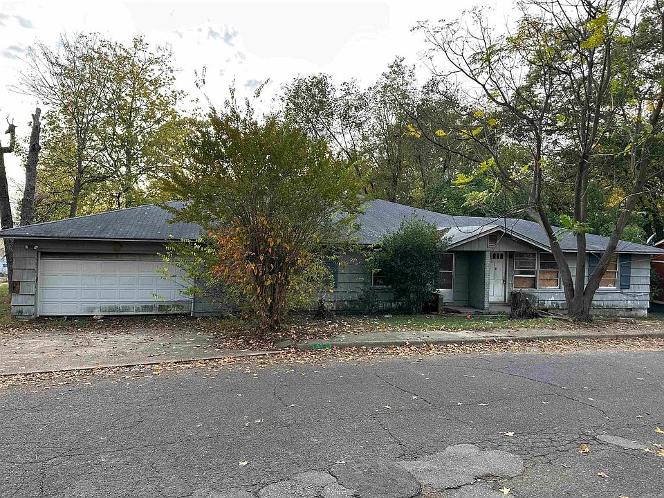 2nd image of 32 Hiland Pl