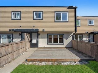 3809 N 45th St SW #41, Calgary, AB T3E3H4