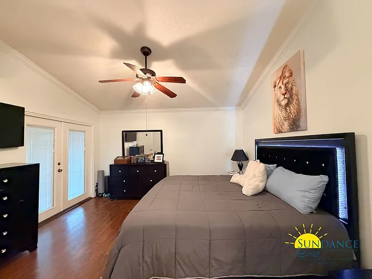 225 Lakeside Ln — Photo 17
