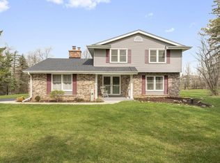 1888 Woodsfield DRIVE, Richfield, WI 53076
