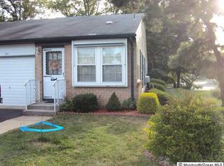 39 Canton Dr #B, Manchester Township, NJ 08759
