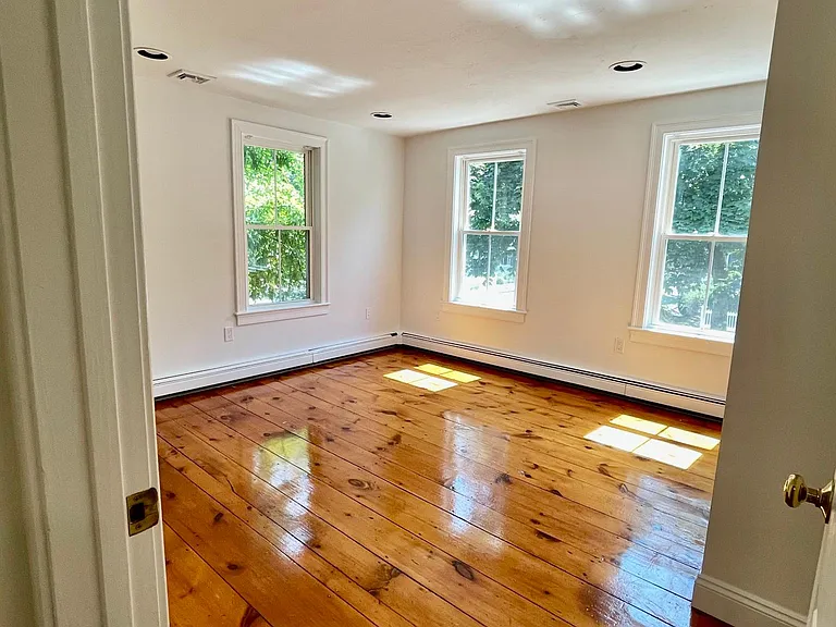 328 High St — Photo 18